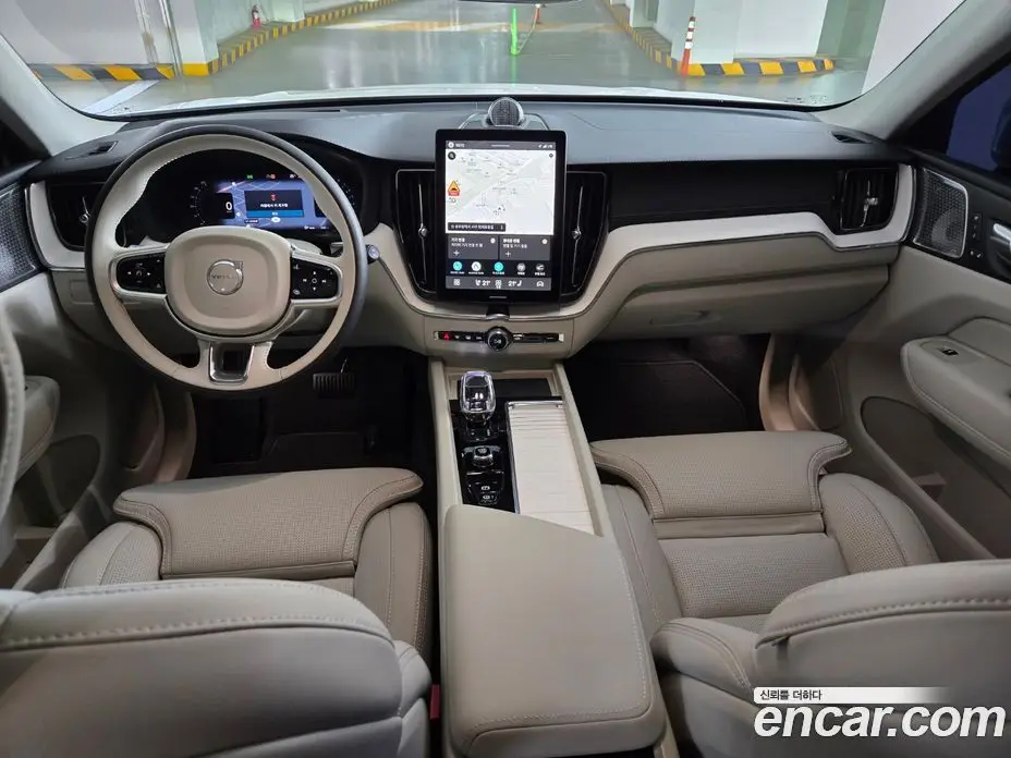 Volvo XC60 2026 2.0 автомат (гидро), фото 7