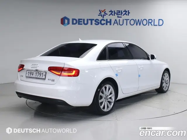 Audi A4 2013 2.0 автомат (гидро), миниатюра 2