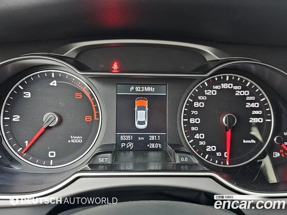 Audi A4 2013 2.0 автомат (гидро), фото 8