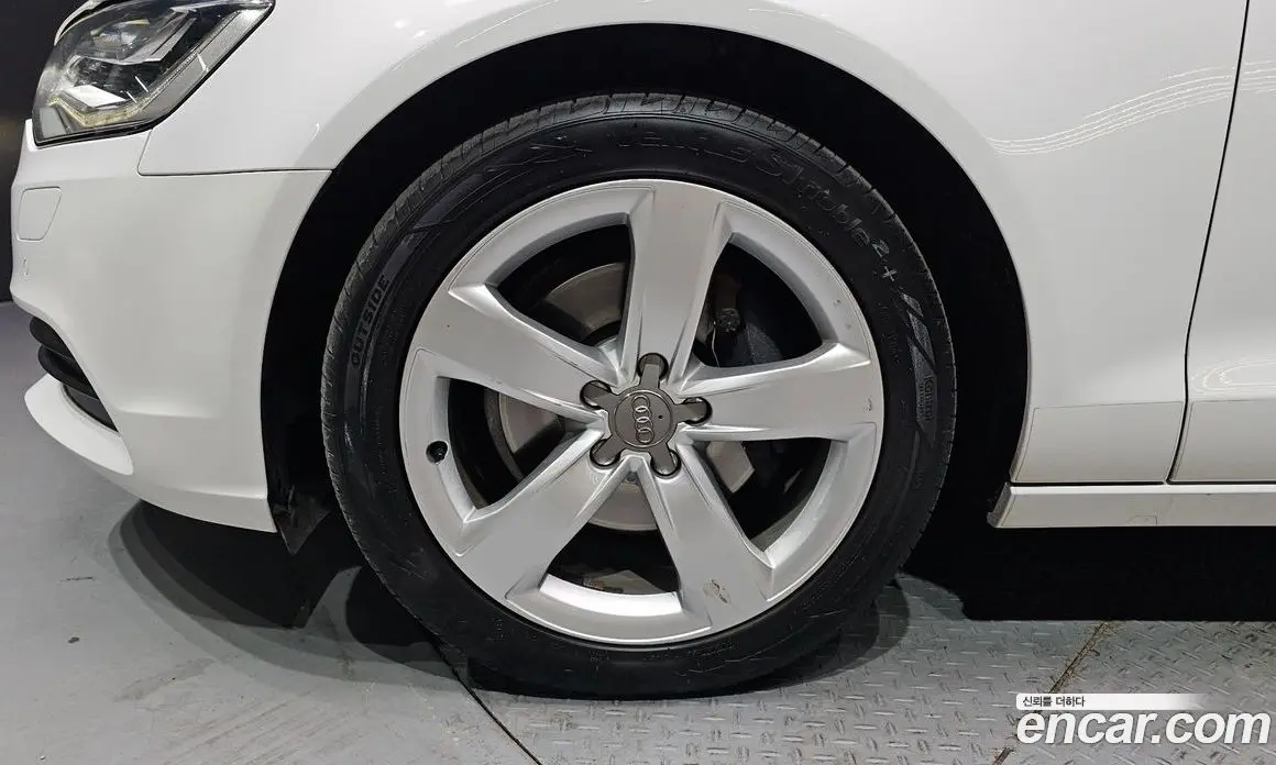 Audi A6 2014 2.0 автомат (гидро), фото 5