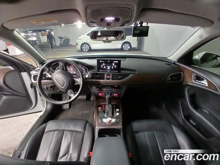Audi A6 2015 2.0 автомат (гидро), фото 5
