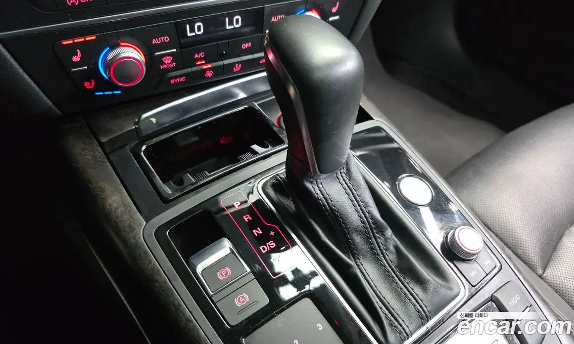 Audi A6 2018 2.0 автомат (гидро), фото 12