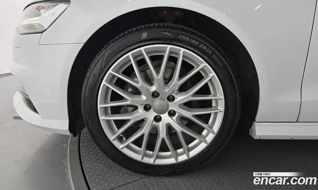 Audi A6 2018 2.0 автомат (гидро), миниатюра 5