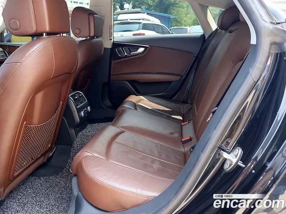 Audi A7 2014 3.0 автомат (гидро), фото 12