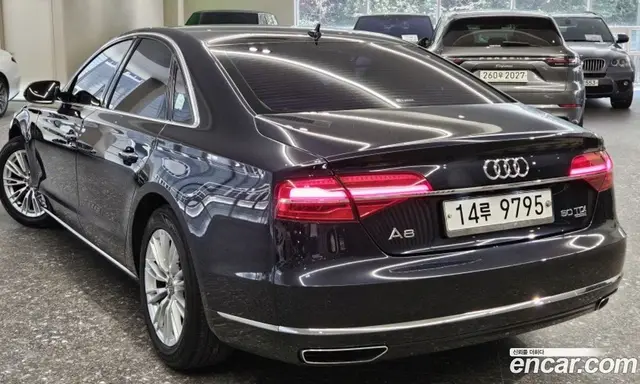Audi A8 2015 3.0 автомат (гидро), миниатюра 2