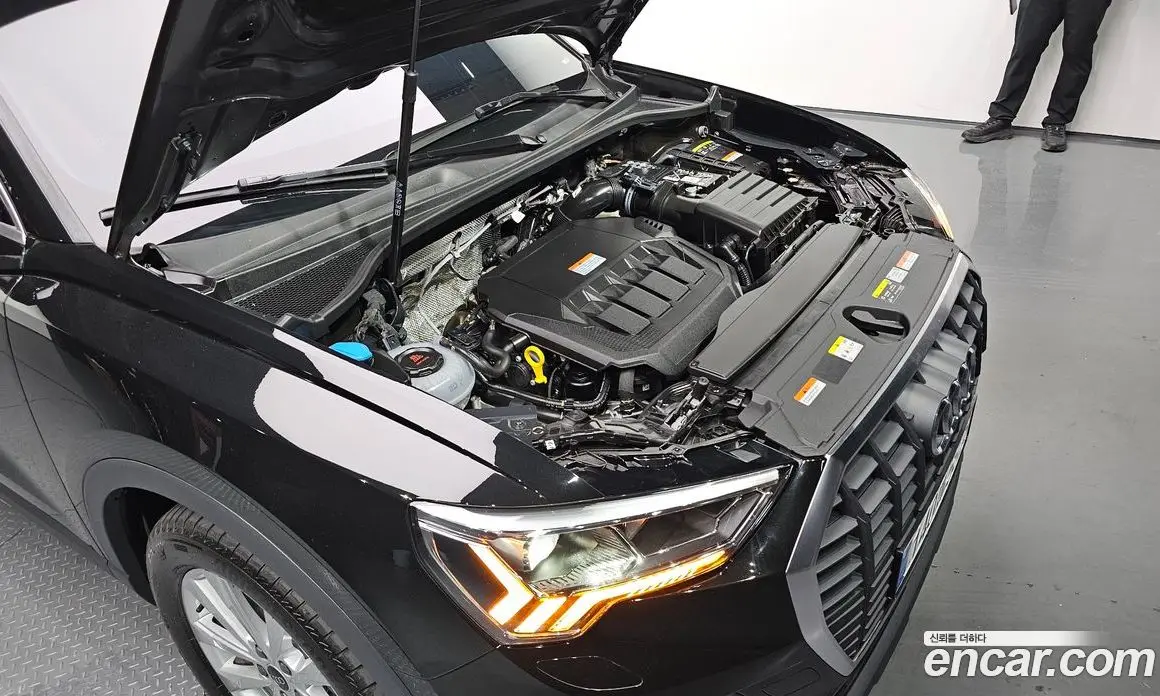 Audi Q3 2025 2.0 автомат (гидро), фото 5