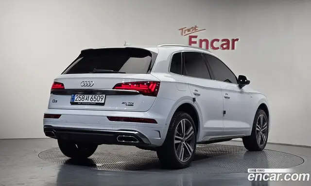 Audi Q5, 2023, 60 706 км