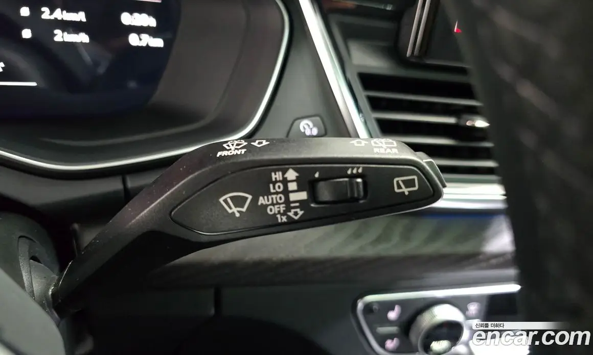 Audi Q5 2023 2.0 автомат (гидро), фото 24