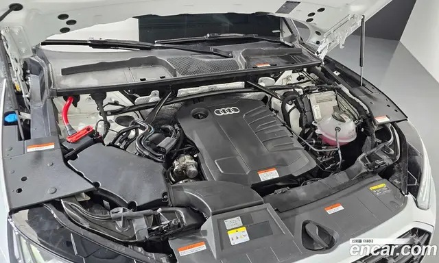Audi Q5 2023 2.0 автомат (гидро), миниатюра 5