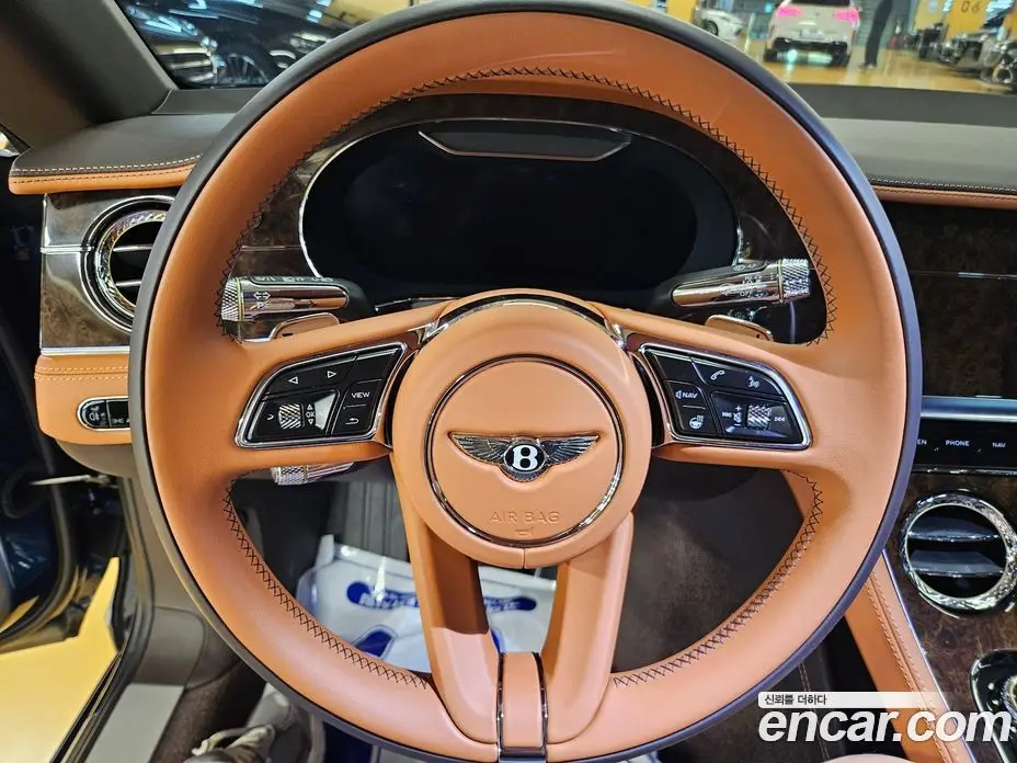 Bentley Continental 2023 4.0 автомат (гидро), фото 13