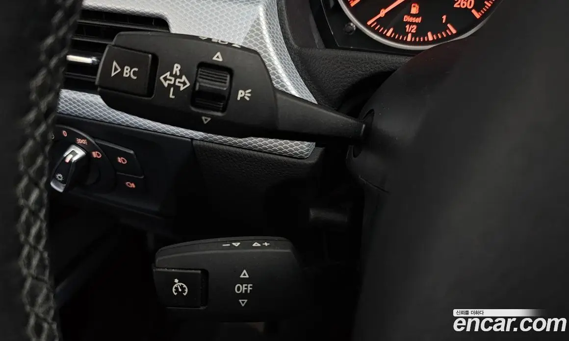 BMW 3 серия 2011 2.0 автомат (гидро), фото 18