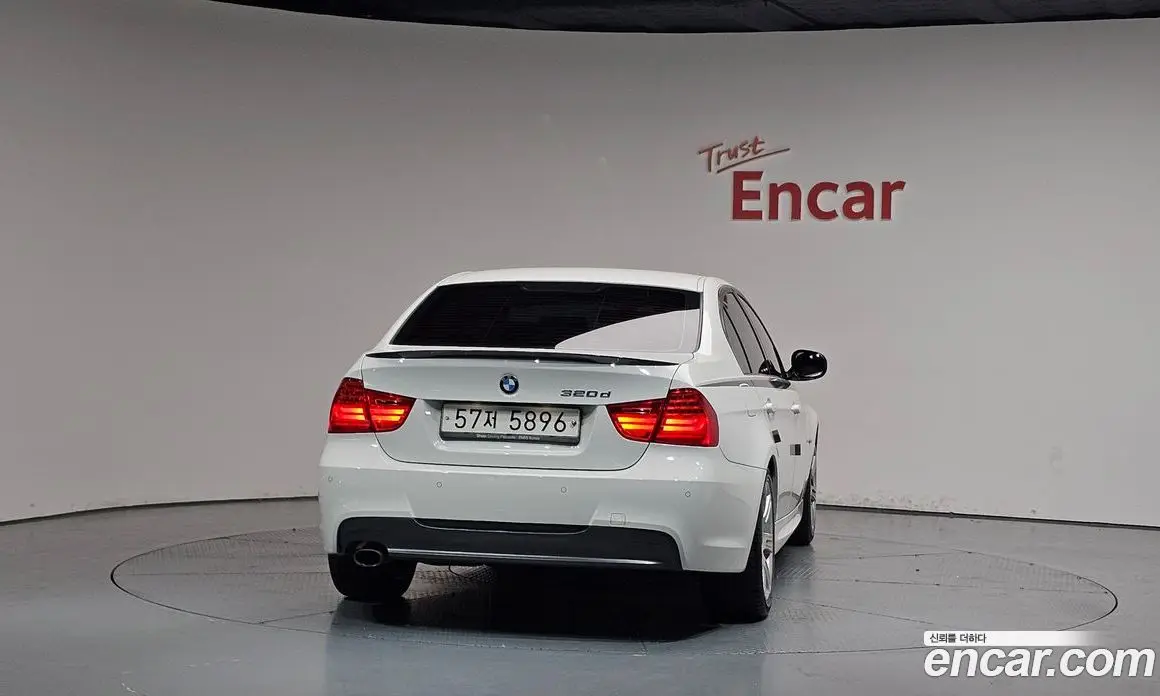 BMW 3 серия 2011 2.0 автомат (гидро), фото 4