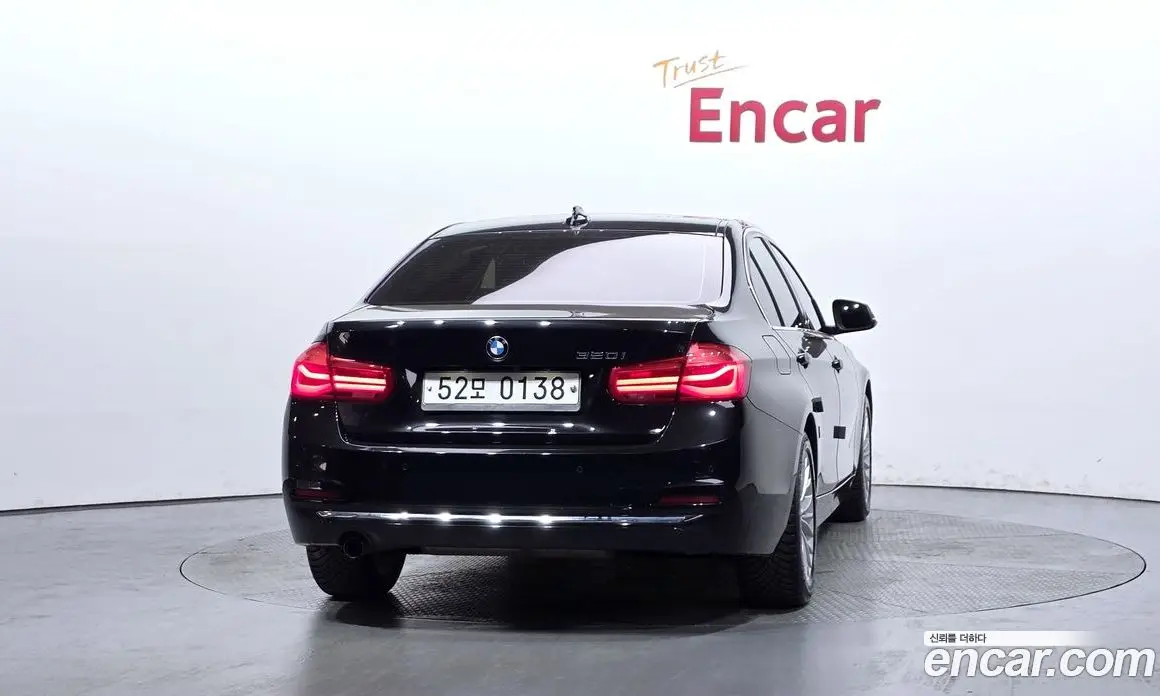 BMW 3 серия 2016 2.0 автомат (гидро), фото 4