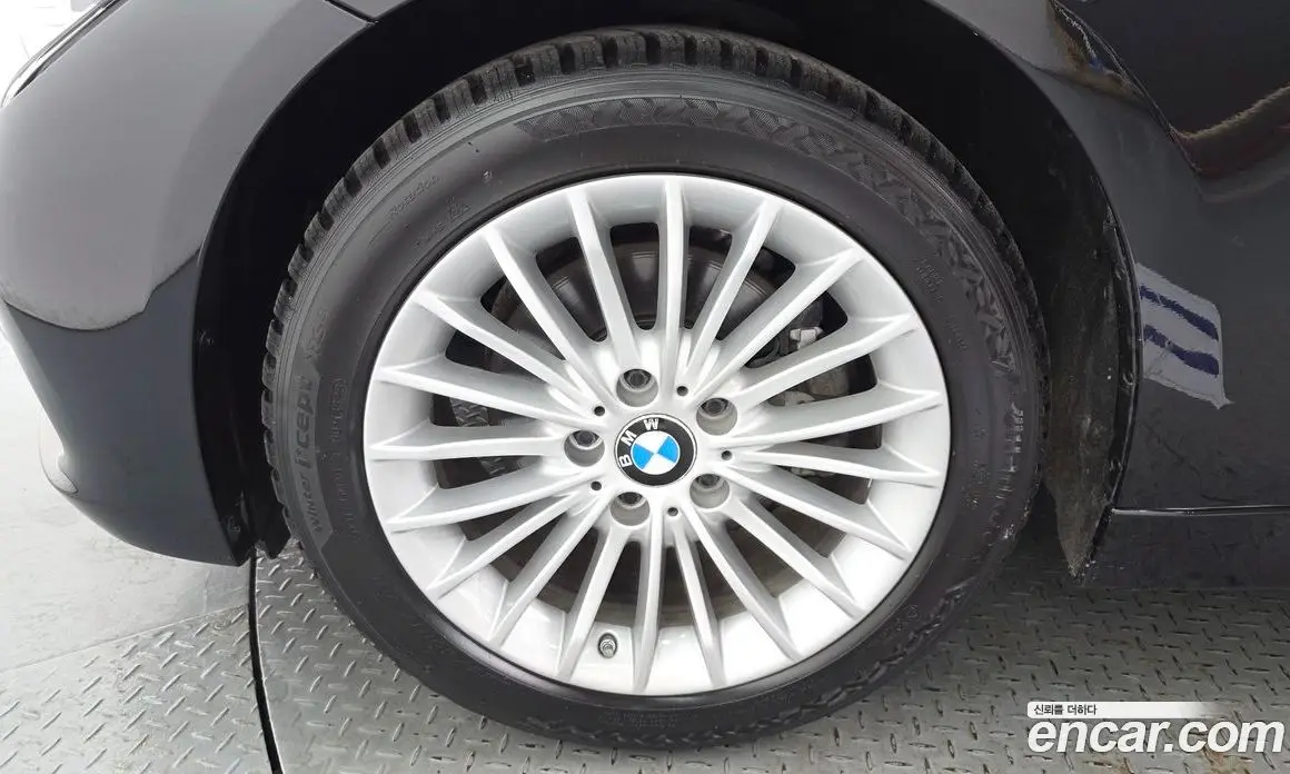 BMW 3 серия 2016 2.0 автомат (гидро), фото 5