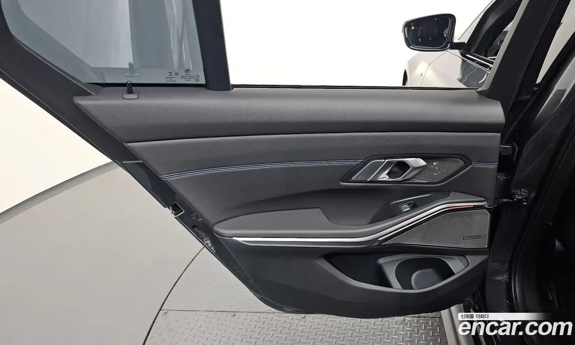 BMW 3 серия 2021 2.0 автомат (гидро), фото 15
