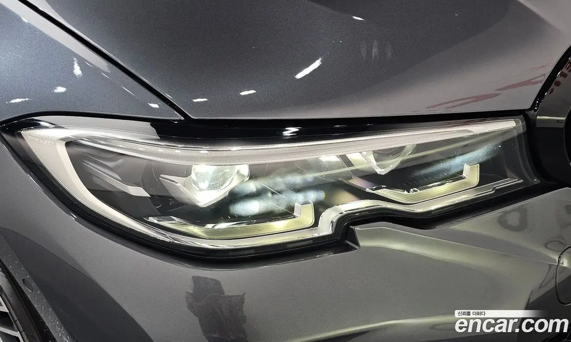 BMW 3 серия 2021 2.0 автомат (гидро), фото 8