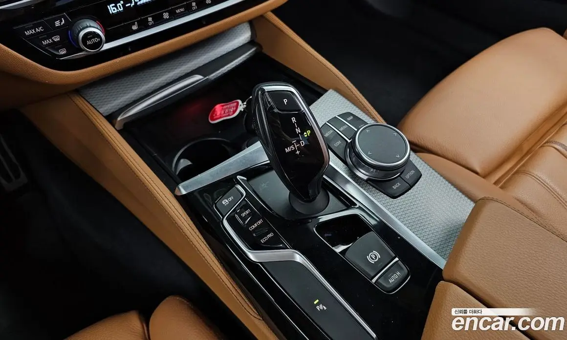 BMW 5 серия 2017 2.0 автомат (гидро), фото 9