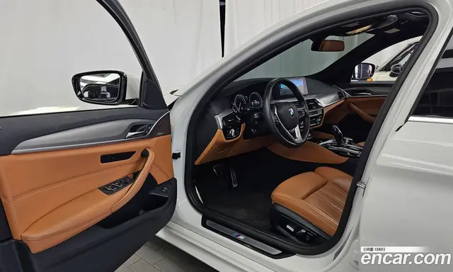 BMW 5 серия 2017 2.0 автомат (гидро), миниатюра 10