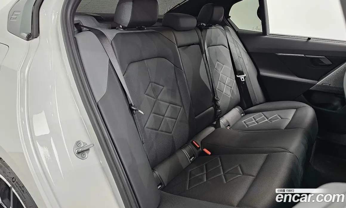 BMW 5 серия 2025 2.0 автомат (гидро), фото 18