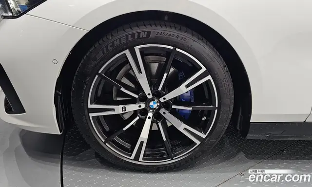 BMW 5 серия 2025 2.0 автомат (гидро), миниатюра 5