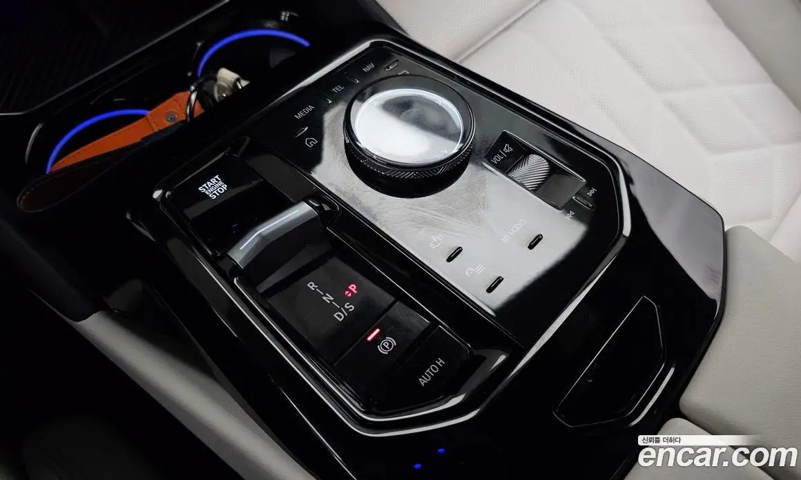 BMW 5 серия 2025 2.0 автомат (гидро), фото 12