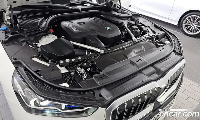 BMW 5 серия 2025 2.0 автомат (гидро), миниатюра 6