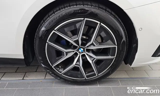 BMW 5 серия 2025 2.0 автомат (гидро), миниатюра 7