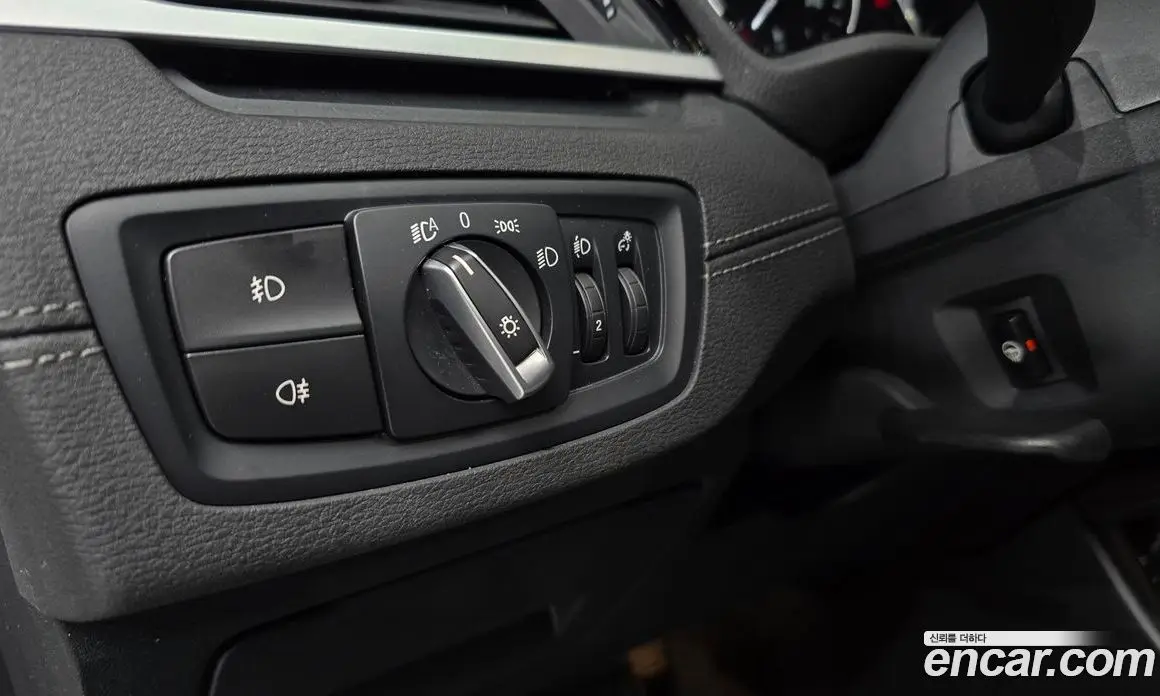 BMW X1 2022 2.0 автомат (гидро), фото 20
