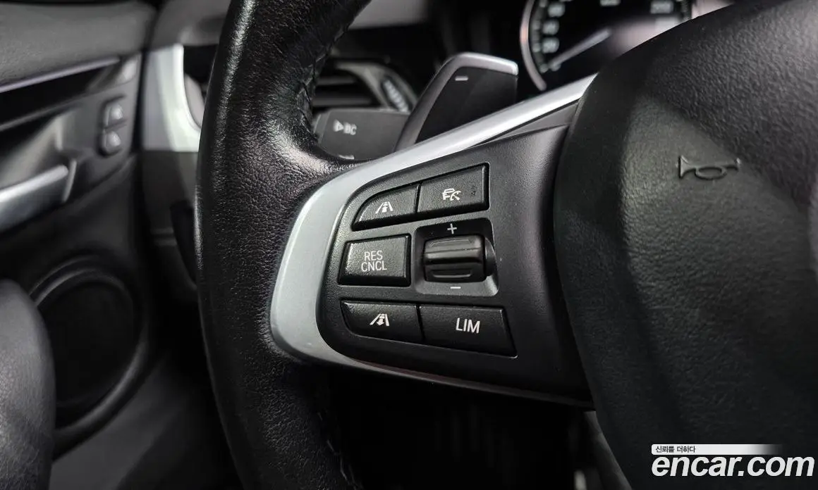 BMW X1 2022 2.0 автомат (гидро), фото 15