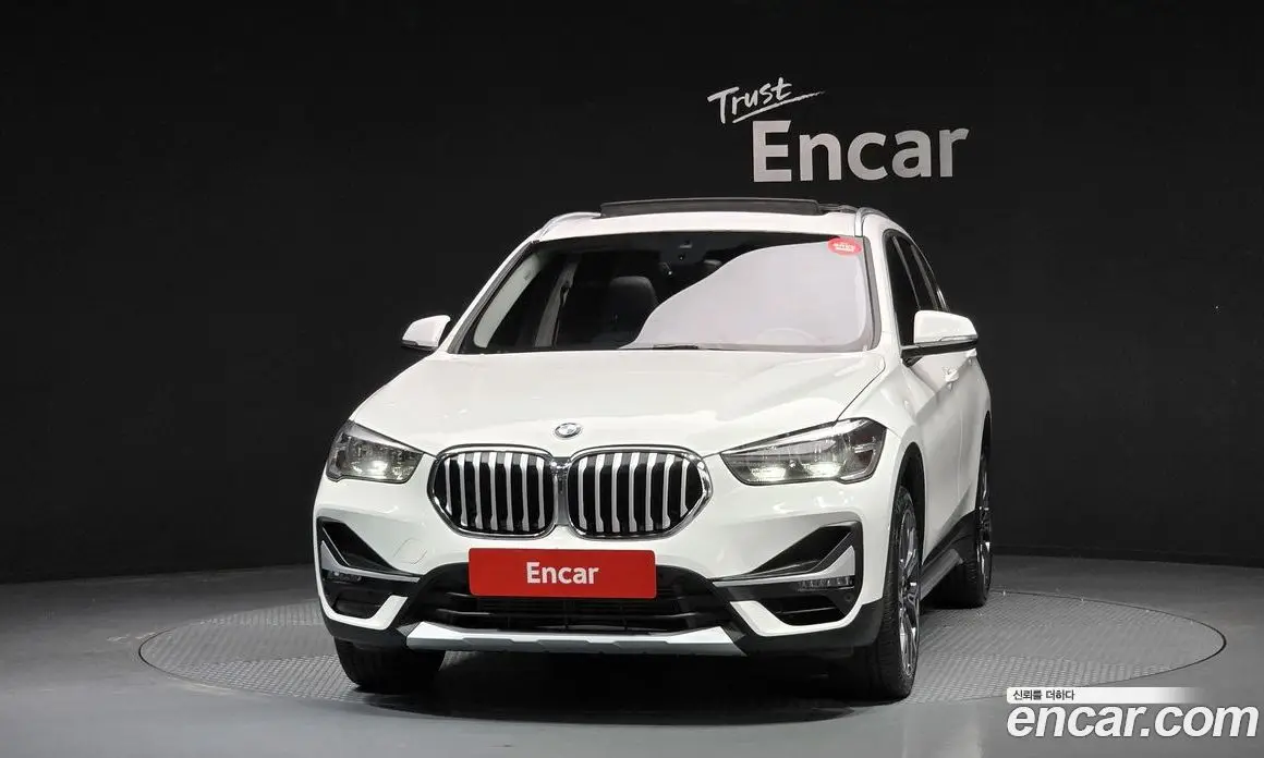 BMW X1 2022 2.0 автомат (гидро), фото 3