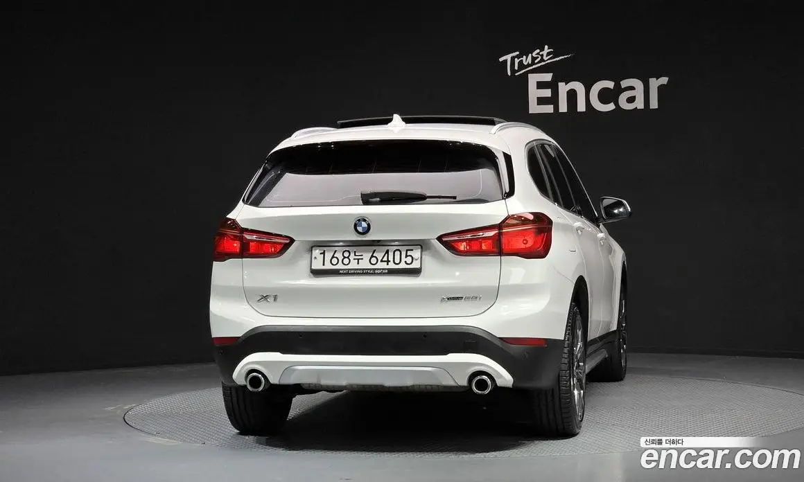 BMW X1 2022 2.0 автомат (гидро), фото 4