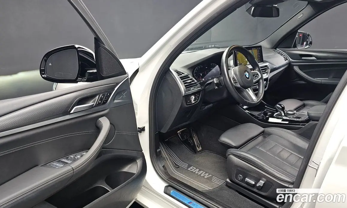 BMW X3 2022 2.0 автомат (гидро), фото 13