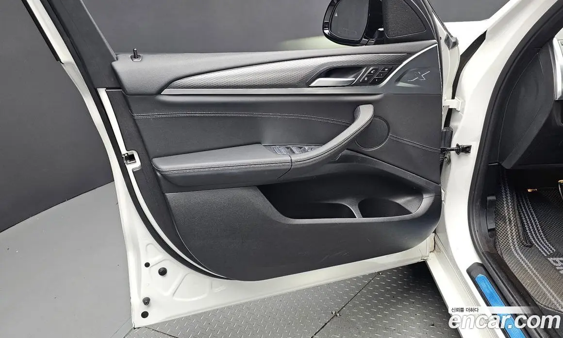BMW X3 2022 2.0 автомат (гидро), фото 14