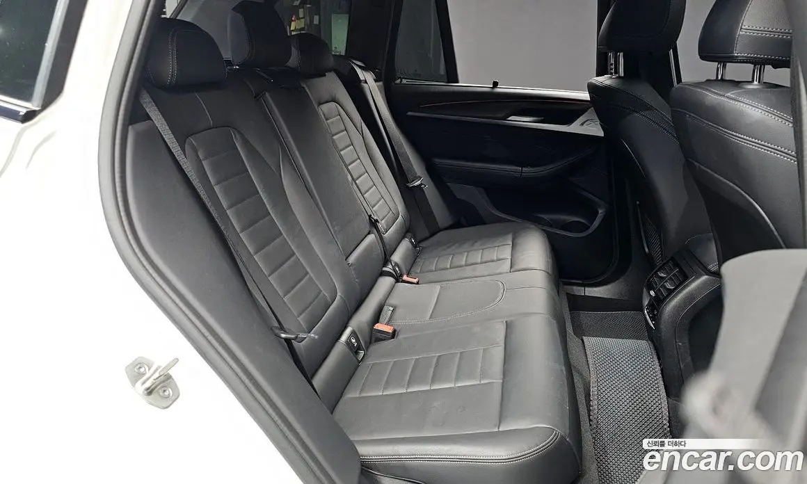 BMW X3 2022 2.0 автомат (гидро), фото 17