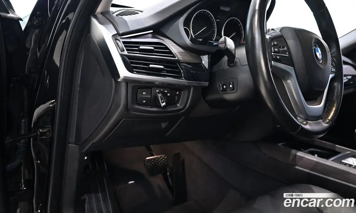 BMW X5 2016 2.0 автомат (гидро), фото 20