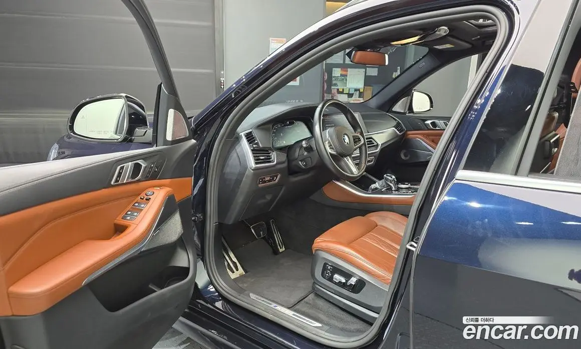 BMW X5 2021 4.4 автомат (гидро), фото 13
