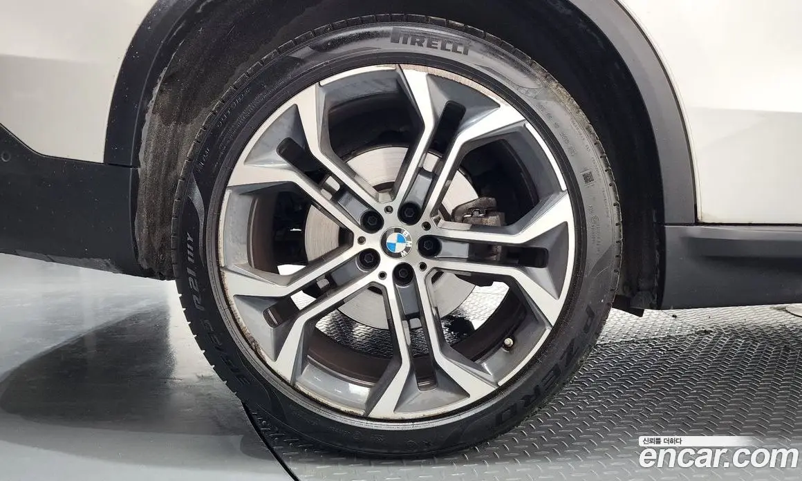 BMW X5 2022 3.0 автомат (гидро), фото 5