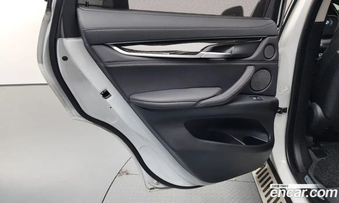 BMW X6 2019 3.0 автомат (гидро), фото 14