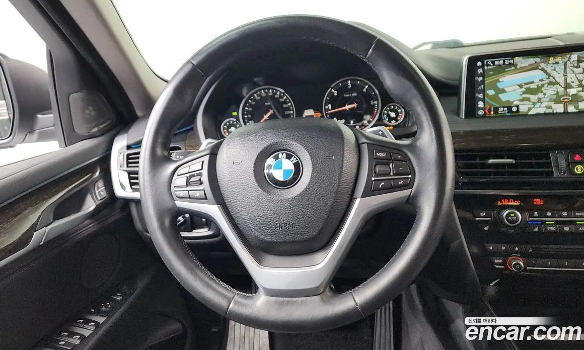 BMW X6 2019 3.0 автомат (гидро), фото 18