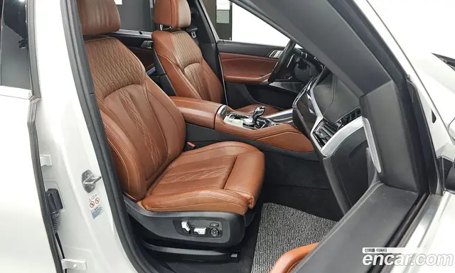 BMW X6 2021 4.4 автомат (гидро), миниатюра 11