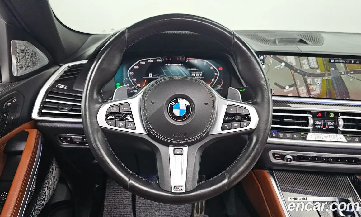 BMW X6 2021 4.4 автомат (гидро), фото 13
