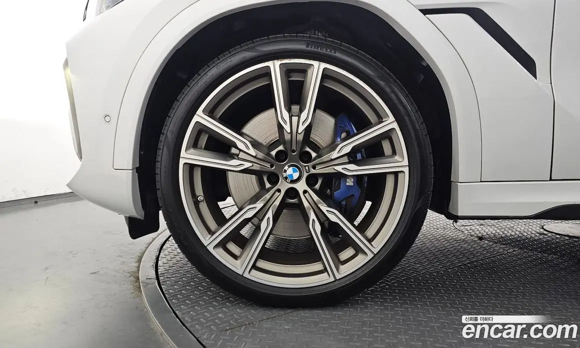 BMW X6 2021 4.4 автомат (гидро), фото 5