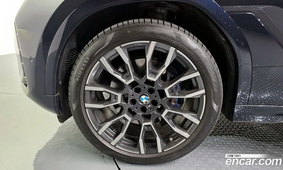 BMW X6 2025 3.0 автомат (гидро), фото 5