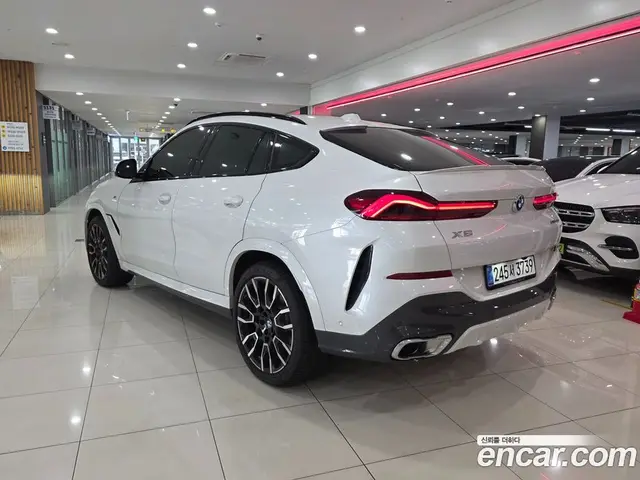BMW X6 2025 3.0 автомат (гидро), миниатюра 2