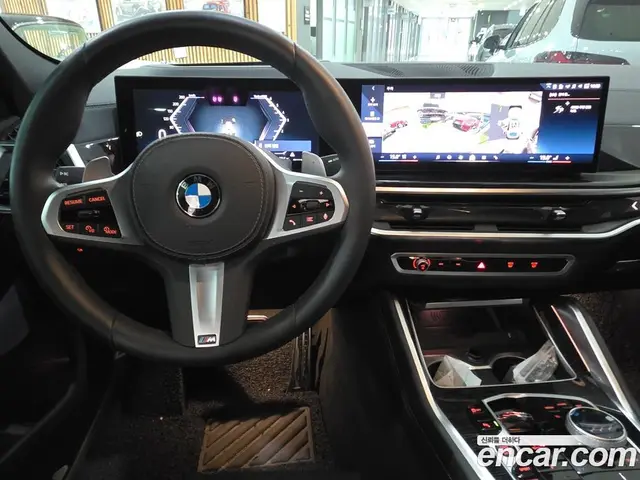 BMW X6 2025 3.0 автомат (гидро), миниатюра 7