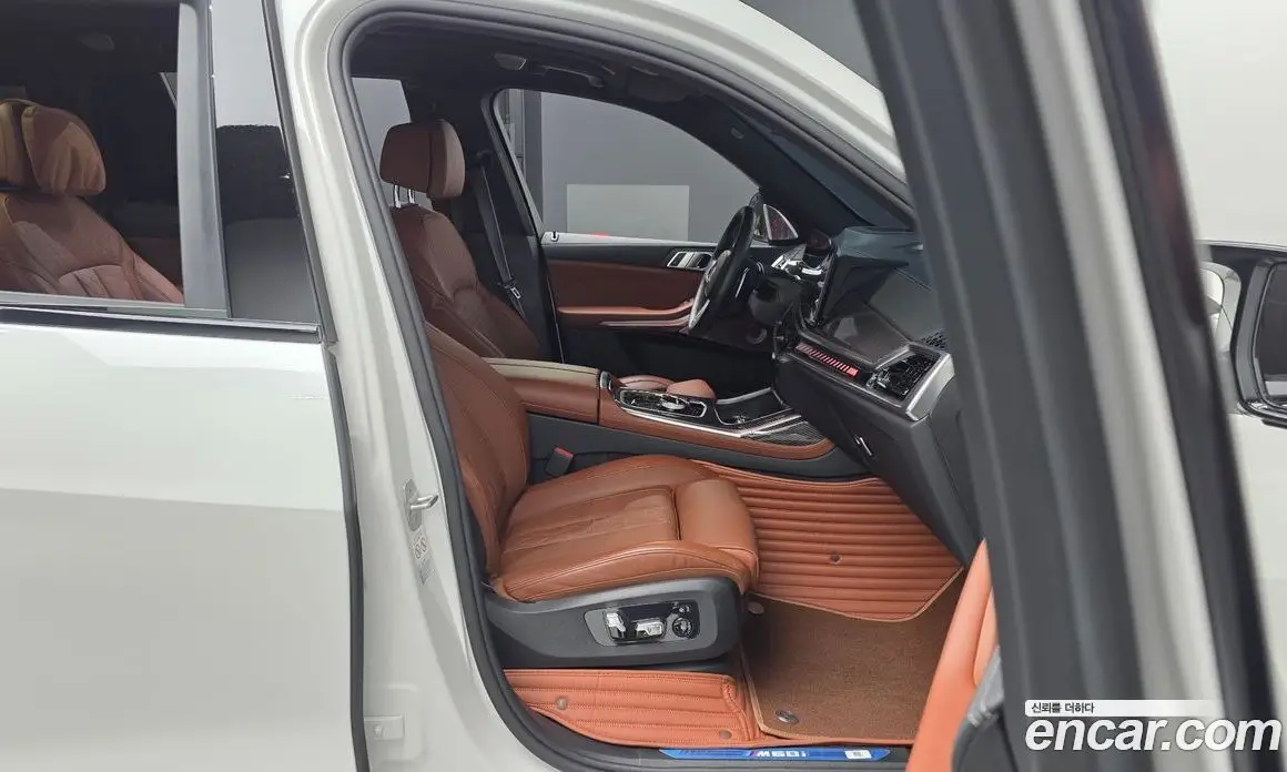 BMW X7 2024 4.4 автомат (гидро), фото 11