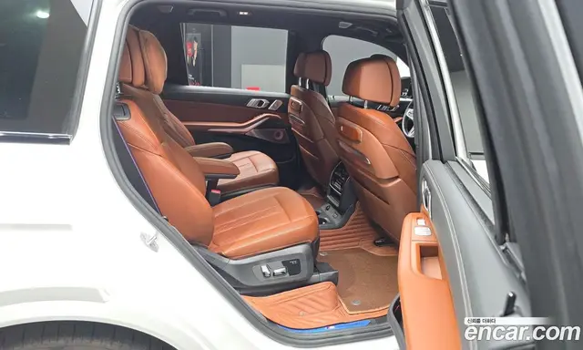BMW X7 2024 4.4 автомат (гидро), миниатюра 12