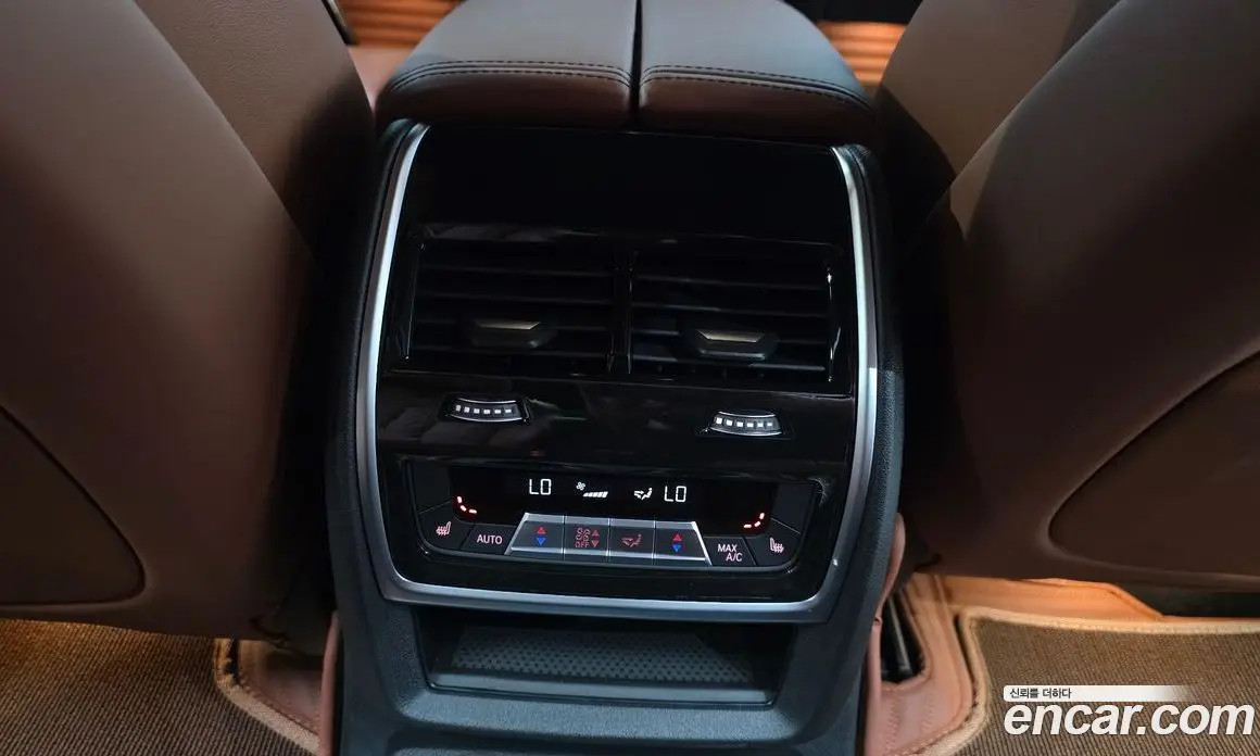 BMW X7 2024 4.4 автомат (гидро), фото 18