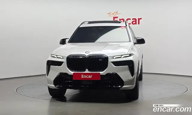 BMW X7 2024 4.4 автомат (гидро), миниатюра 3