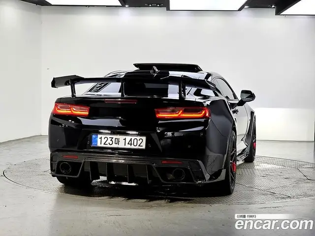 Chevrolet Camaro 2016 6.2 автомат (гидро), миниатюра 3